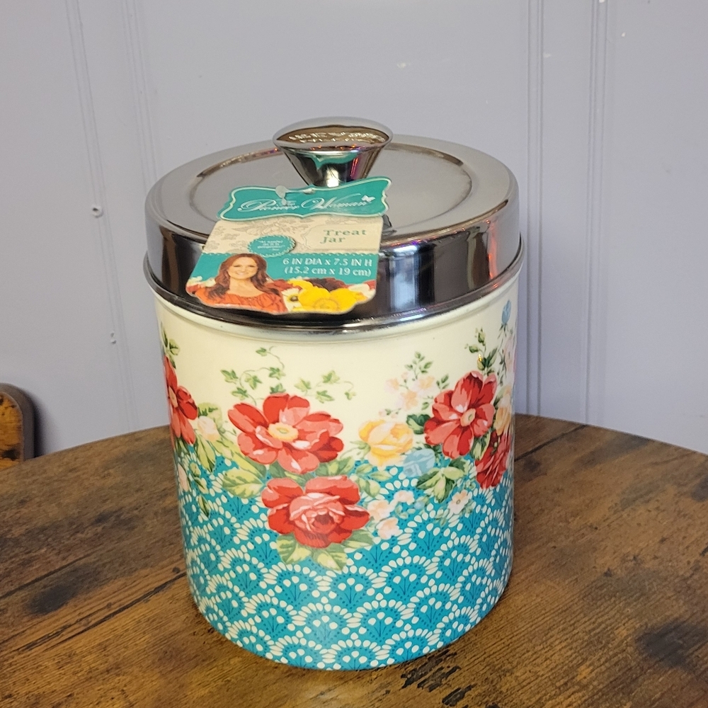 Pioneer woman retited metal pet treat can w/ lid-multi colored